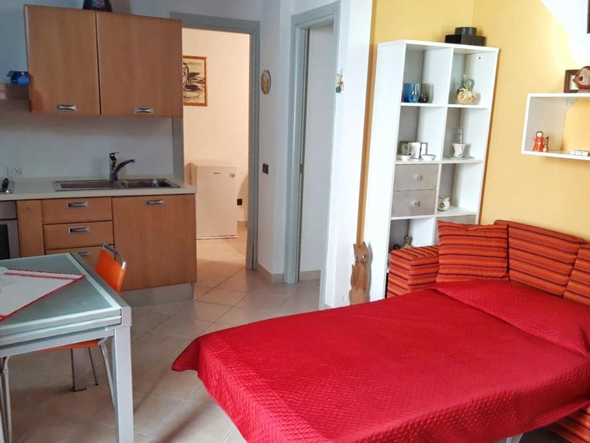 Il Gabbiano Apartment Корниглия Екстериор снимка